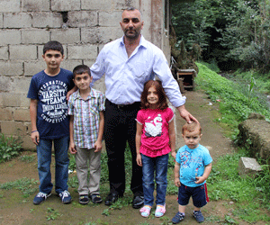 Başbakan'dan 4 çocuk tebriği