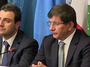 Davutoğlu'ndan Çinli gazeteciye tepki