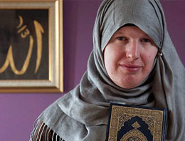 Önce kadın, sonra müslüman oldu