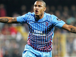 Beklenen Henrique geliyor