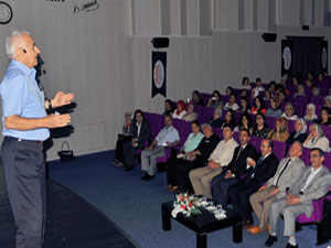 Trabzon'da "Çocuk ve İletişim" konferansı