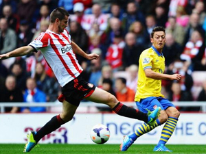 Mesut Özil hızlı başladı!