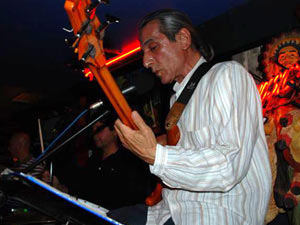 Sahnede hayatını kaybetti