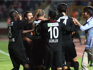 Elazığ çıkışını sürdürüyor