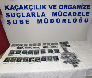 Samsun'da kaçak telefon operasyonu