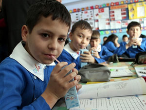 Anaokulu ve ilkokul öğrencilerine süt dağıtılacak
