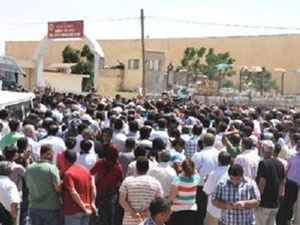 Cezaevi önünde silahlı saldırı