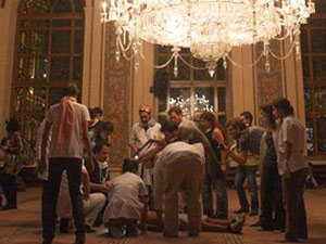 Yalan konuşturamayınca  sürdüler