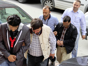 İranlı hırsızları GSP cihazı yakalattı