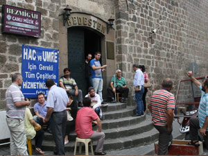 Trabzon tarihi Bedesten'de çıkan yangının ardından...