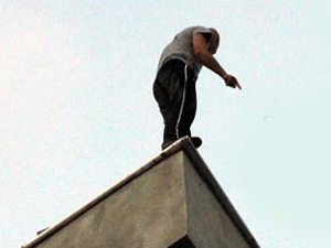 Fıkra gibi intihar girişimi