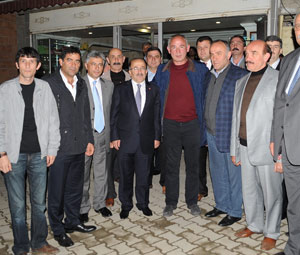 Gümrükçüoğlu ve Öz'den taziye ziyareti