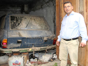 Aldığı otomobile 34 yıldır binemedi