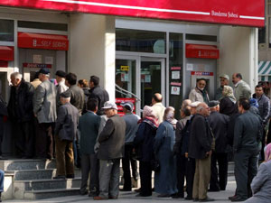 Emekliler için pazarlıklar sürüyor