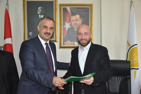 Başkan Saral tekrar aday