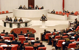 Mecliste ırkçılık kavgası! Partiler birbirine girdi