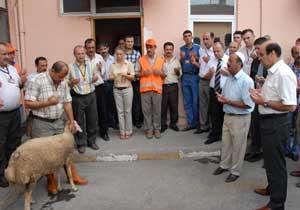 Canalioğlu Kurban Kestirdi