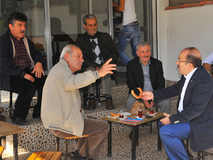 Başkan Gümrükçüoğlu ziyaretlerini sürdürüyor