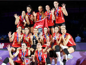 Kızlar voleybolda dünya şampiyonluğu getirdi!
