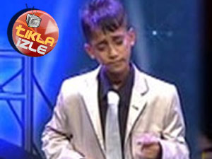 Adanalı küçük Şahin sesiyle mest etti!