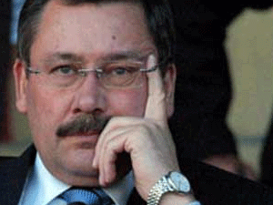 Gökçek'ten MHP'lilere: İnadı bırakın!