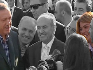 ''Öyle patrona böyle muhabir''