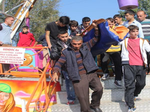 Bindiği gondolda hastanelik oldu