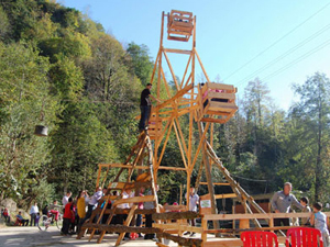 160 Yıldır Süren "Tahta Dönme Dolap"
