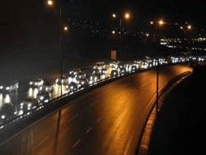 Tatilci yoğunluğu TEM'i kitledi