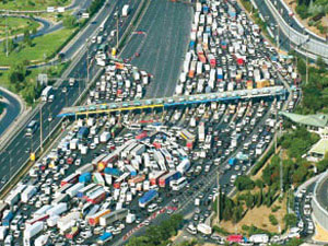 Bunları yapsak İstanbul'da trafik biter mi?