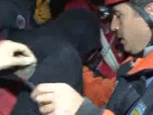 'İmdat sesimi duyan yok mu?'