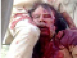 Kaddafi ölmedi yaşıyor!