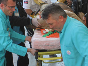 Göçük altında kalan işçi öldü