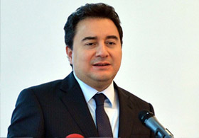 Babacan, Boeing fabrikasını ziyaret etti