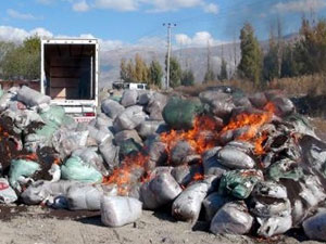 18 ton kaçak çay böyle imha edildi