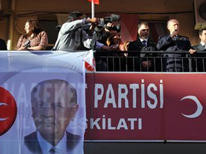 'MHP kendi ayaklarına kurşun sıktı'