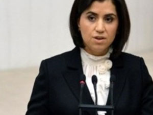 Meclis'e başörtüsüyle gelecek mi?