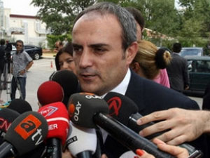 Ak Parti: Meclis'e başörtüyle girecekler