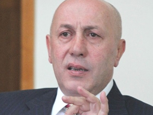 Habiboğlu Vakfıkebir'e aday