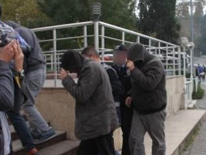 Operasyonda 15 kişi gözaltına alındı