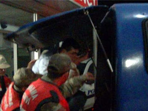 Mahkumlar birbirine girdi