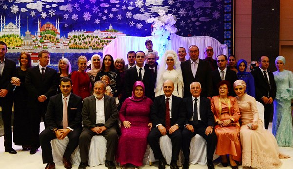 Bakan Bayraktar'ın mutlu günü