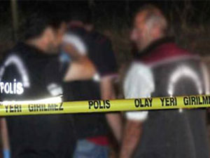 Yeni doğan bebeğini gömdü!