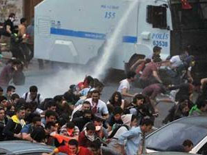 Polise 50 yeni zırhlı TOMA