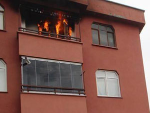 Ordu'da buzdolabı patladı ev kül oldu