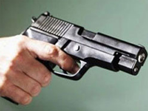 Cinnet geçiren adam dehşet saçtı