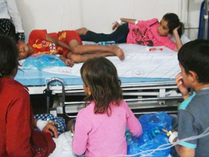 Yaklaşık 70 öğrenci zehirlendi !