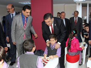 Rize Gençlik Merkezi açıldı