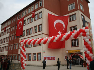 İmam hatip lisesine ek bina açıldı