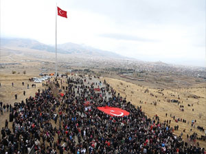 15 bin Erzurumlu 136 yıl önceki ruhu yaşadı